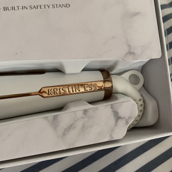 Kristin Ess 2” soft bend curling iron - Picture 7 of 7